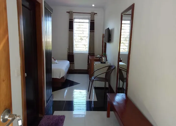 Oriental Hotel 3*